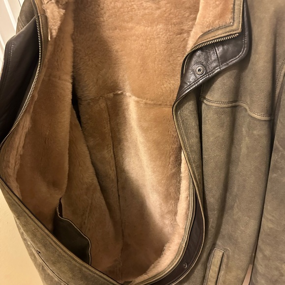 Overland Sheepskin coat. Never worn. - Picture 4 of 8